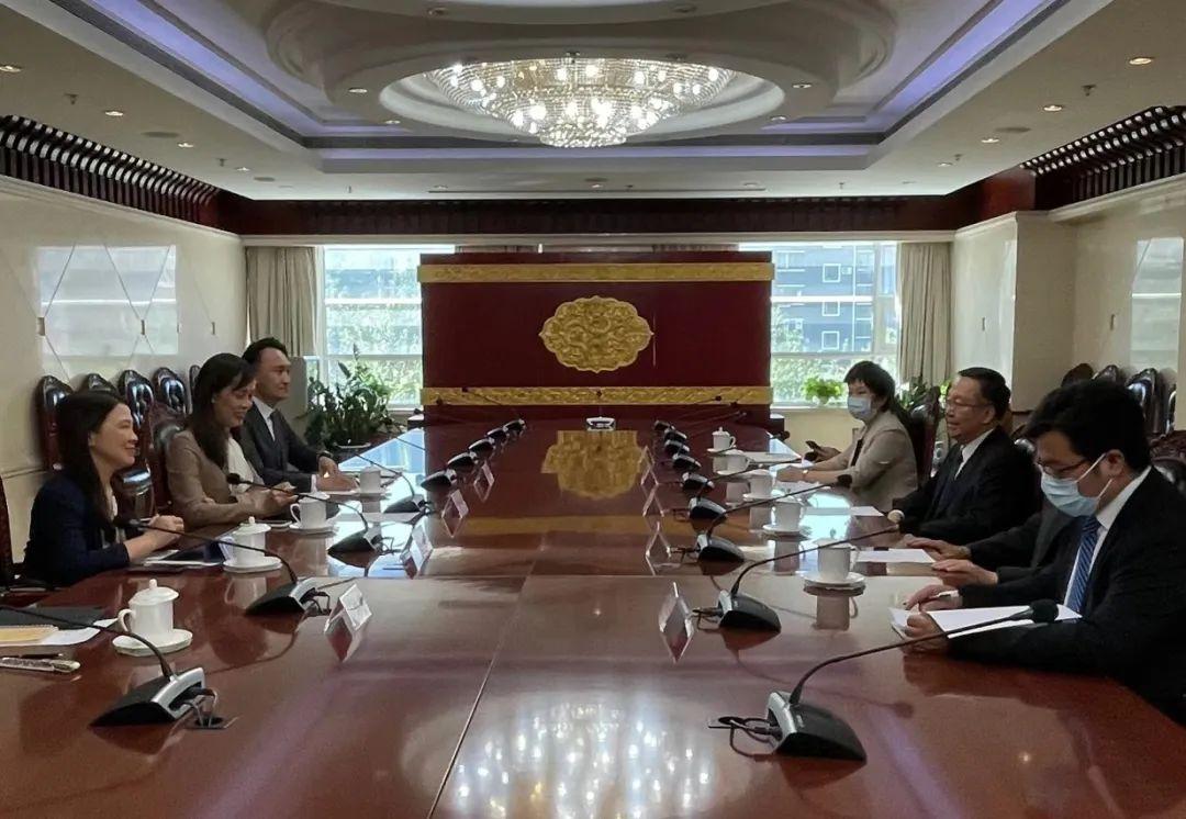2025年澳门天天彩正版免费大全,澳门天天彩正版免费大全，探索未来的彩票文化（2025年展望）